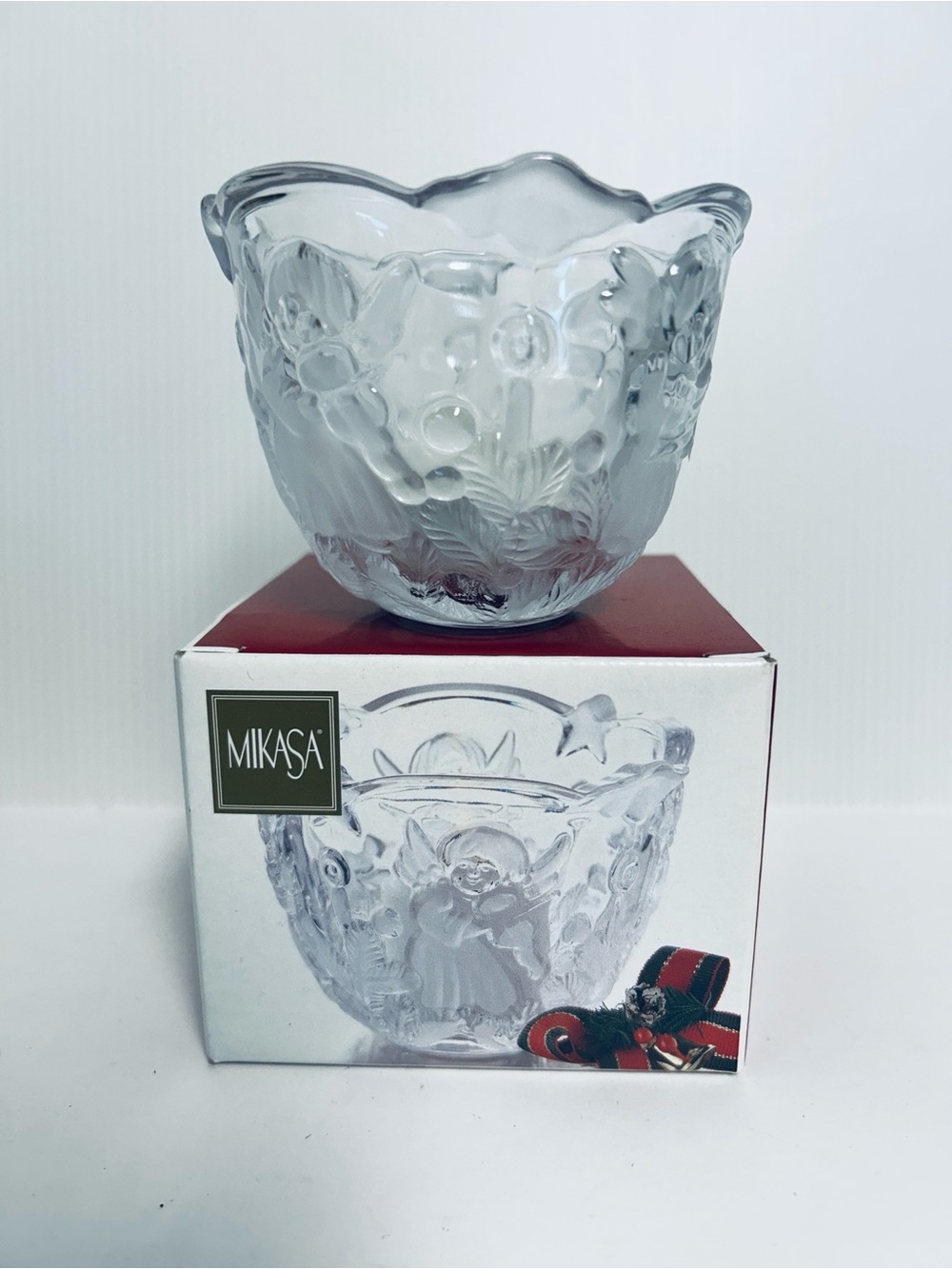 Mikasa NIB Lead Crystal Holiday Lights Clear & Frosted 3D Embossed Angels Votive